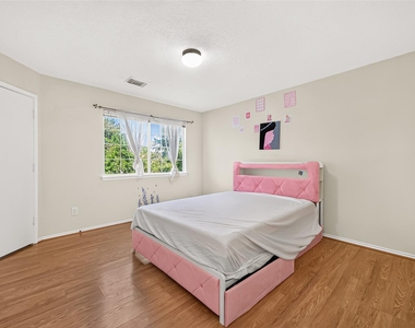 4718 Cypress Dawn Lane - Photo Thumbnail 21