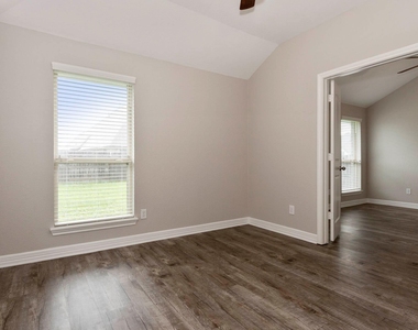 9735 Stratton Ridge Drive - Photo Thumbnail 34