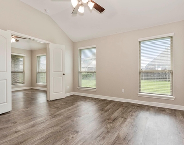 9735 Stratton Ridge Drive - Photo Thumbnail 31