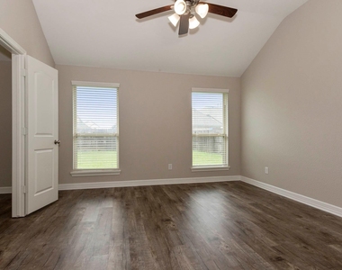 9735 Stratton Ridge Drive - Photo Thumbnail 30