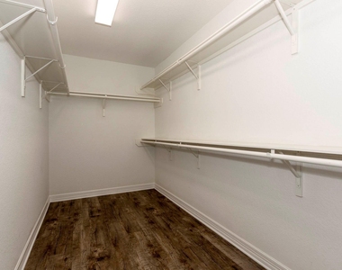 9735 Stratton Ridge Drive - Photo Thumbnail 38