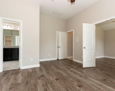 9735 Stratton Ridge Drive - Photo Thumbnail 35