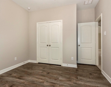 9735 Stratton Ridge Drive - Photo Thumbnail 24