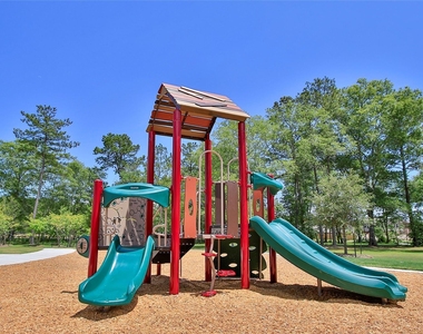 10389 Sweetwater Creek Drive - Photo Thumbnail 13