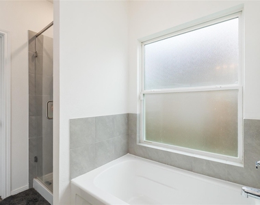 12990 Sorrento Bay Drive - Photo Thumbnail 17