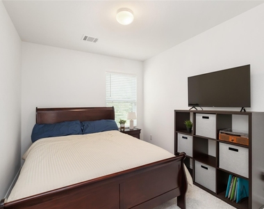 12990 Sorrento Bay Drive - Photo Thumbnail 21