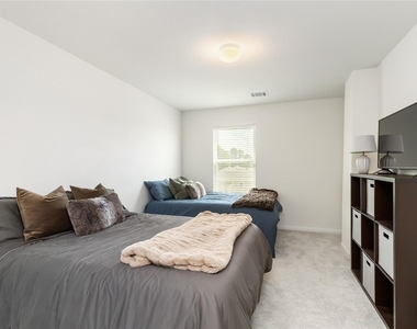 12990 Sorrento Bay Drive - Photo Thumbnail 22