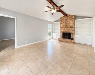 3103 Southern Hills Dr - Photo Thumbnail 2