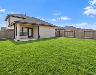 31606 Whittis Hill Way - Photo Thumbnail 4