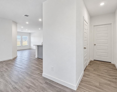 31606 Whittis Hill Way - Photo Thumbnail 8