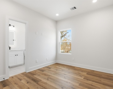 9403 Hammerly Boulevard - Photo Thumbnail 23