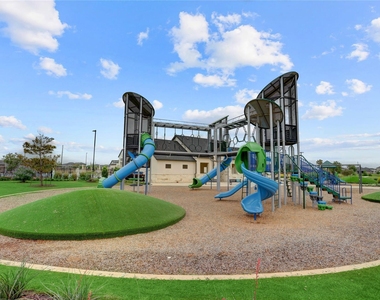 29806 Wildcat Way - Photo Thumbnail 20