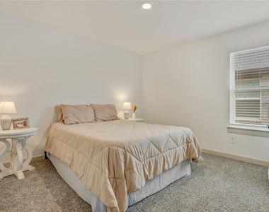 29806 Wildcat Way - Photo Thumbnail 12