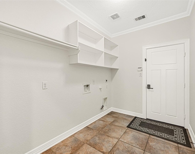 5712 Cornish Street - Photo Thumbnail 10