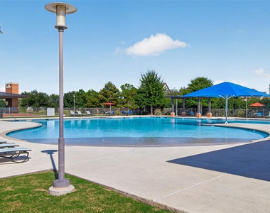 7211 Sylvan Birch Trail - Photo Thumbnail 44