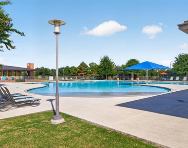 7211 Sylvan Birch Trail - Photo Thumbnail 46