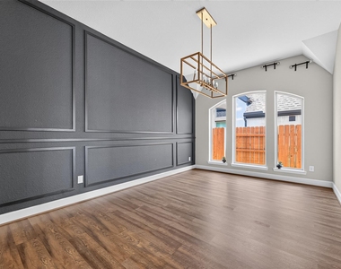 7211 Sylvan Birch Trail - Photo Thumbnail 6