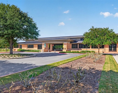 7211 Sylvan Birch Trail - Photo Thumbnail 39