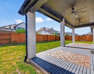 7211 Sylvan Birch Trail - Photo Thumbnail 34