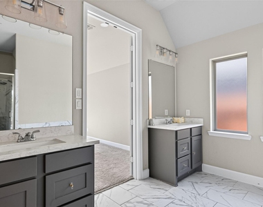 7211 Sylvan Birch Trail - Photo Thumbnail 17