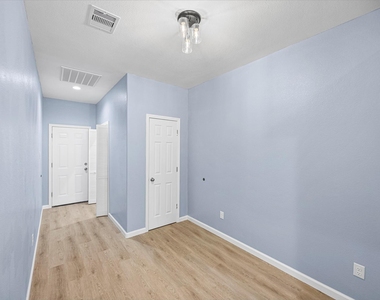 331 Tite St - Photo Thumbnail 11