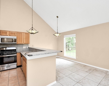 2822 Great Lakes Avenue - Photo Thumbnail 19