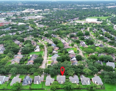 2822 Great Lakes Avenue - Photo Thumbnail 40