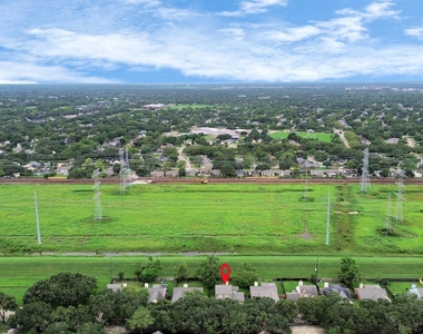 2822 Great Lakes Avenue - Photo Thumbnail 39