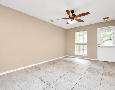 2822 Great Lakes Avenue - Photo Thumbnail 8