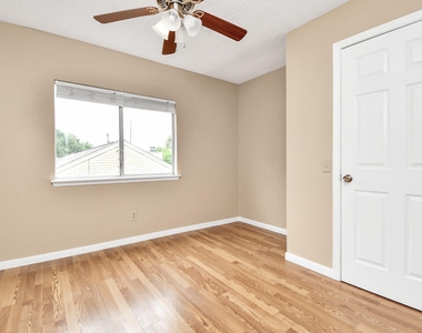 2822 Great Lakes Avenue - Photo Thumbnail 26