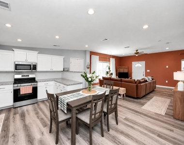 8626 Williamsdell Street - Photo Thumbnail 12