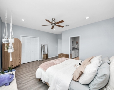 8626 Williamsdell Street - Photo Thumbnail 14