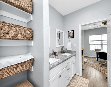 8626 Williamsdell Street - Photo Thumbnail 15