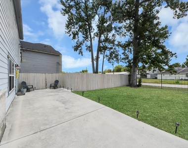 8626 Williamsdell Street - Photo Thumbnail 8