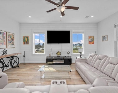 26726 Estuary Drive - Photo Thumbnail 4