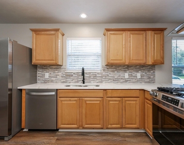 24635 Cornell Park Lane - Photo Thumbnail 7