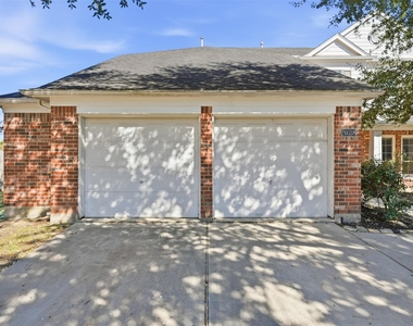 26038 Palmdale Estate Drive - Photo Thumbnail 3