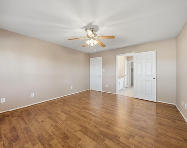 26038 Palmdale Estate Drive - Photo Thumbnail 22