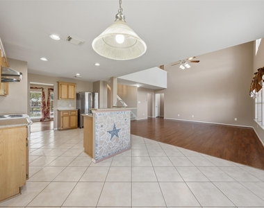 26038 Palmdale Estate Drive - Photo Thumbnail 15