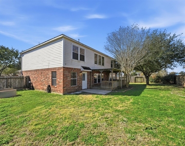 26038 Palmdale Estate Drive - Photo Thumbnail 37