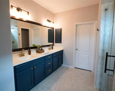 509 Palmilla Street - Photo Thumbnail 14