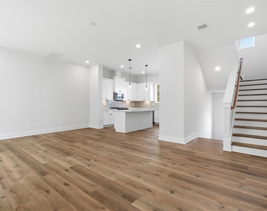 9403 Hammerly Boulevard - Photo Thumbnail 7