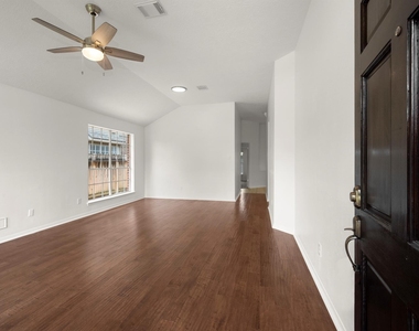 16014 Lakestone Drive - Photo Thumbnail 2