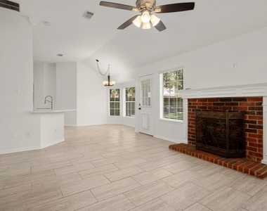 16014 Lakestone Drive - Photo Thumbnail 10