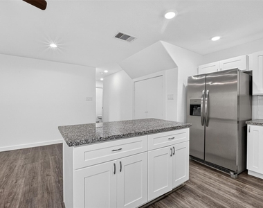 8637 Peachtree Street - Photo Thumbnail 15