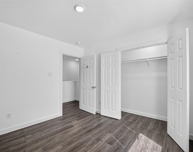 8637 Peachtree Street - Photo Thumbnail 31