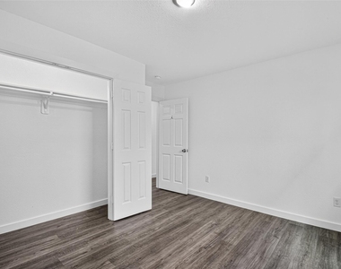 8637 Peachtree Street - Photo Thumbnail 24