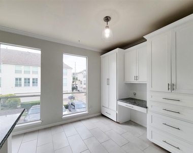 1315 Oneil Street - Photo Thumbnail 10
