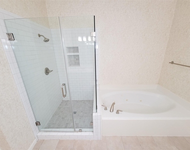 1315 Oneil Street - Photo Thumbnail 34
