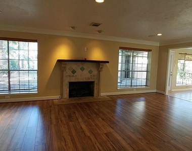 2105 Meadow Parkway N N - Photo Thumbnail 10